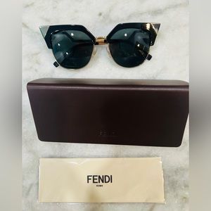 NEW FENDI sunglasses. Style worn by many celebrities! Very old Hollywood classic